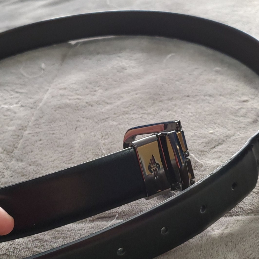 Dockers 42/105 dress belt